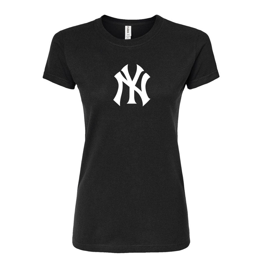 Women's NY Yankees Round Neck T-Shirt