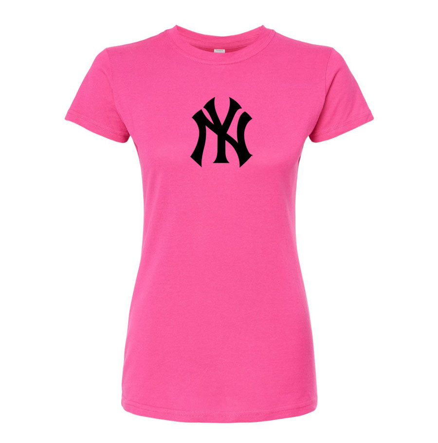 Women's NY Yankees Round Neck T-Shirt