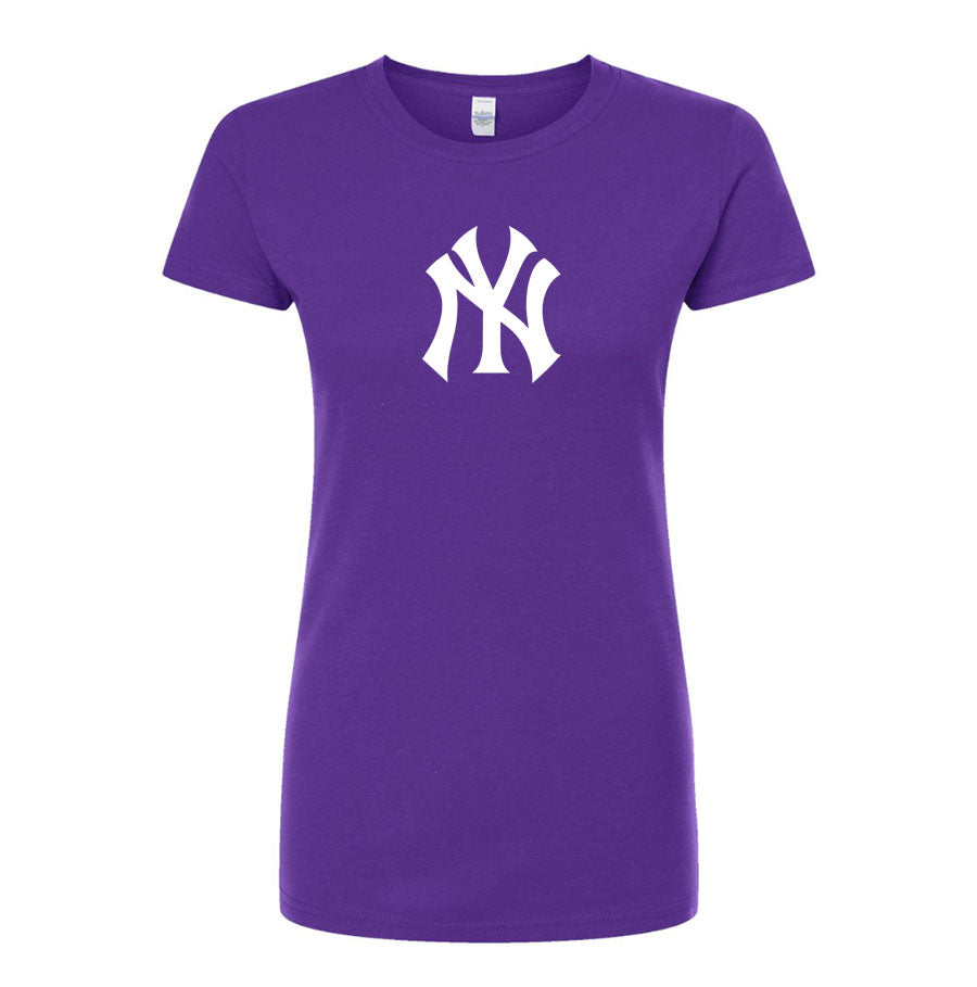 Women's NY Yankees Round Neck T-Shirt